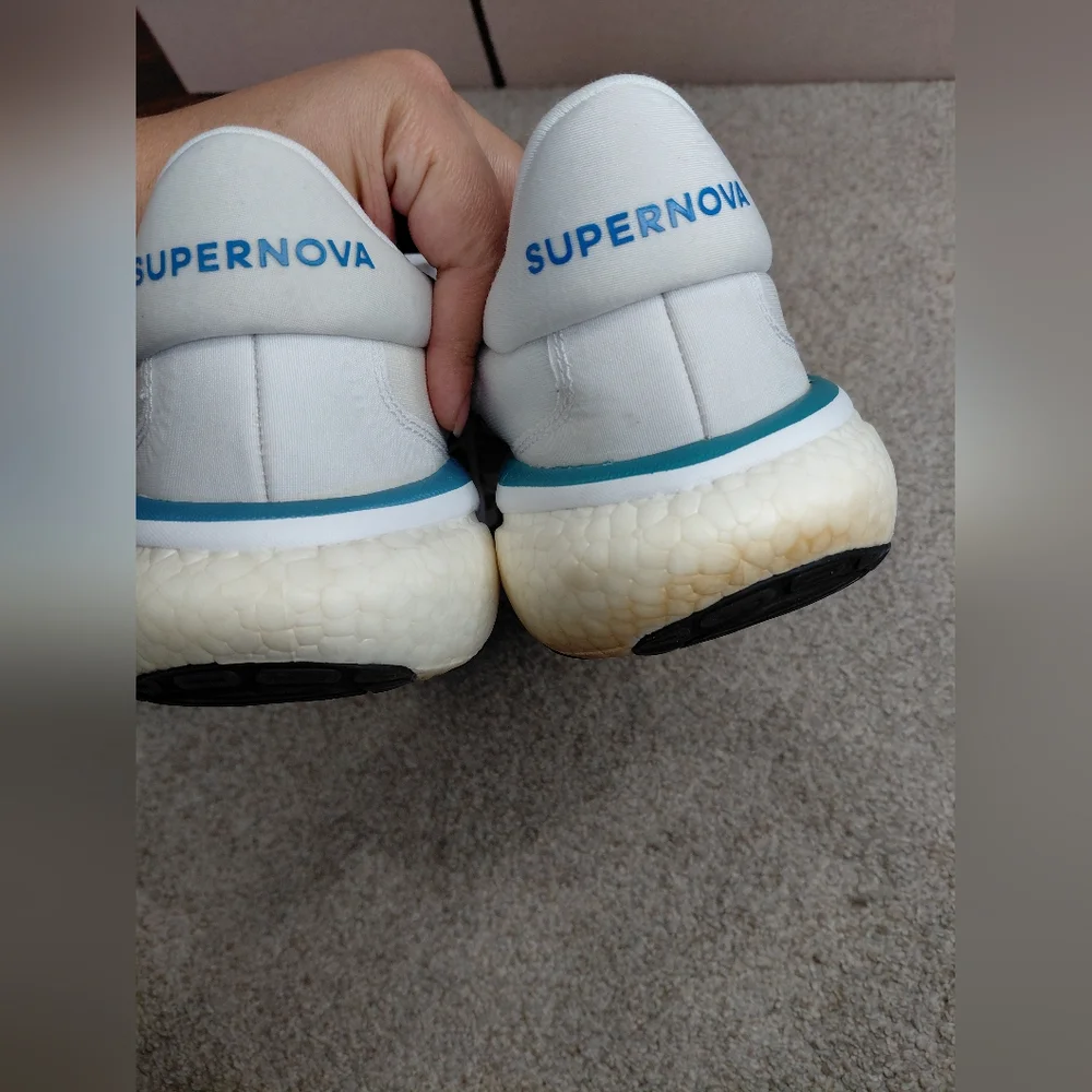 Adidas Supernova 3 Men Size 11.5 White Sneakers with Blue and Green Stripes